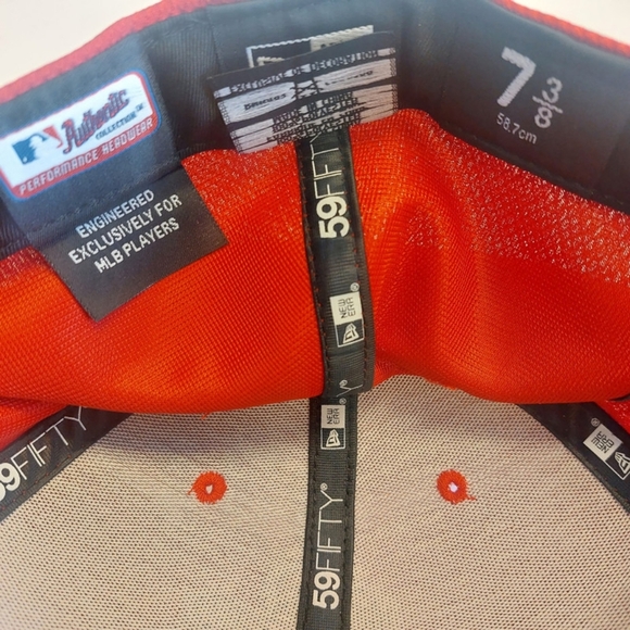 59Fifty New Era Size 7 3/8 Cincinnati Reds Fitted Hat Performance Cap - Picture 6 of 6